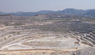 鉱山部
